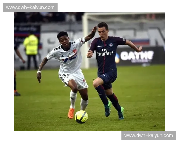 亚眠与阿雅克肖:法乙赛场上的宿命对决,绿茵场上的故事未完待续